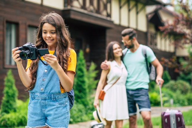 gelukkige familie op vakantie