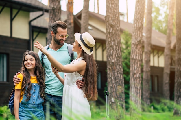 Gelukkige familie op vakantie