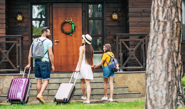 gelukkige familie op vakantie