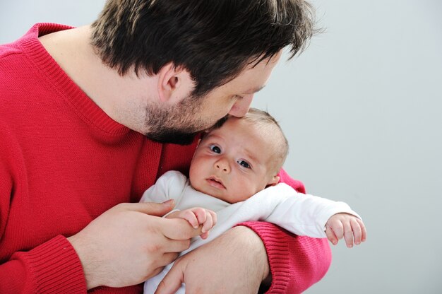 Gelukkige ouder met een baby