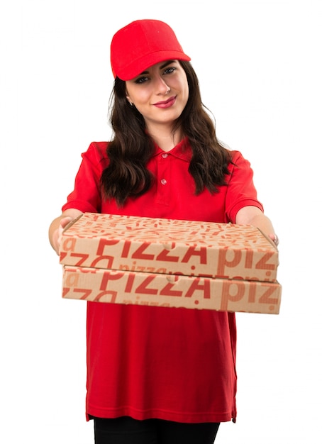 Gelukkige pizzakoerier vrouw