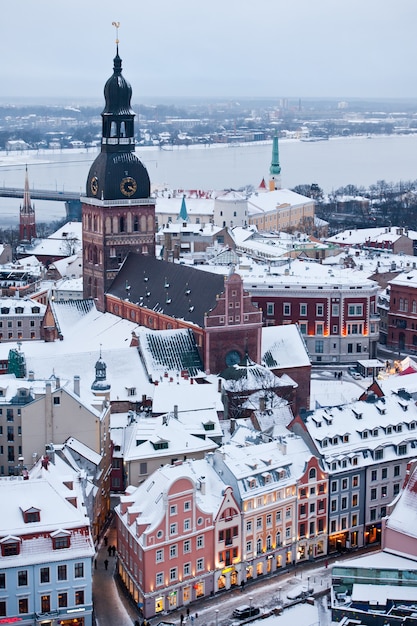 Общий вид старого города Риги, Латвии, Восточной Европы