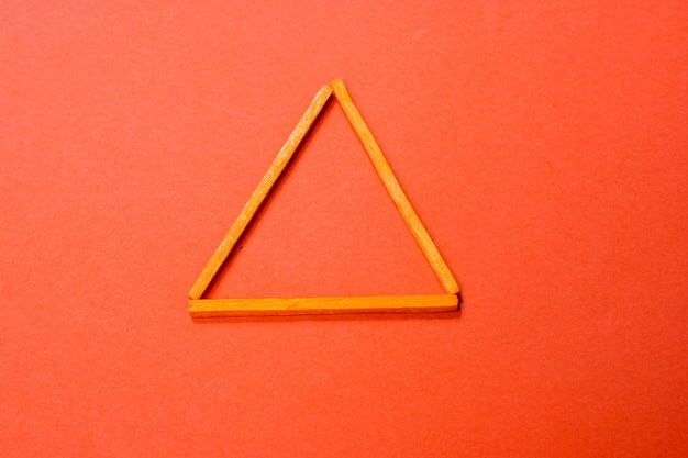 Photo geometric triangle shape in different colors concept of creative logical thinking