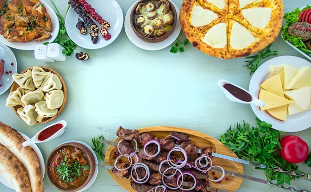 Georgische keuken eten in een restaurant Selectieve focus