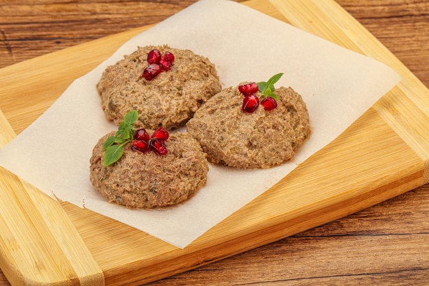 Georgische keuken pkhali van bonen