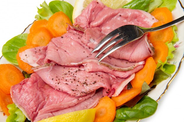 gerecht met Roastbeef met salade