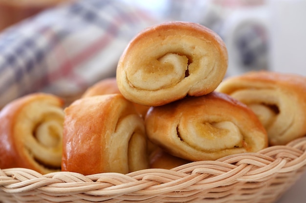 Gerold kaneelbrood een populaire snack bij de koffie