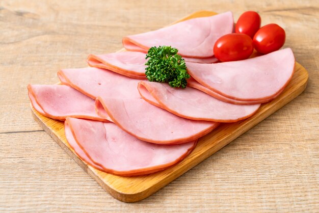 gerookte ham in plakjes