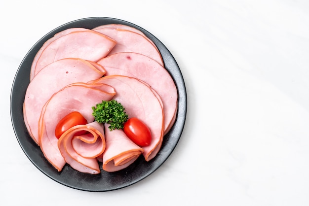 gerookte ham in plakjes