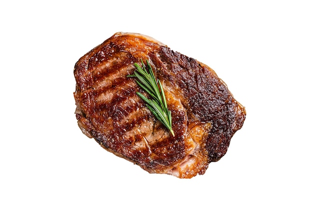 Geroosterde rib eye steak ribeye rundvlees in een grillpan geïsoleerd op een witte achtergrond