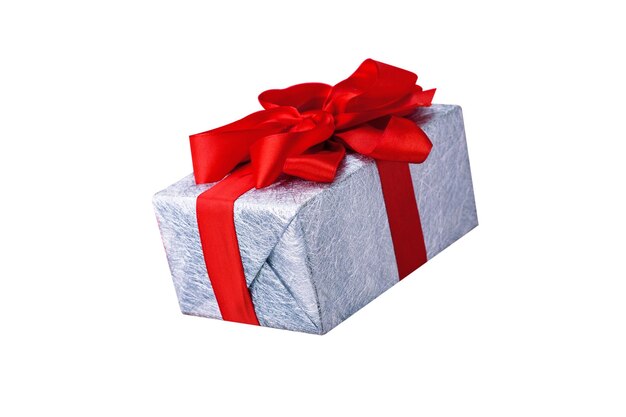 Geschenkdoos met rood lint geïsoleerd op een witte achtergrond.