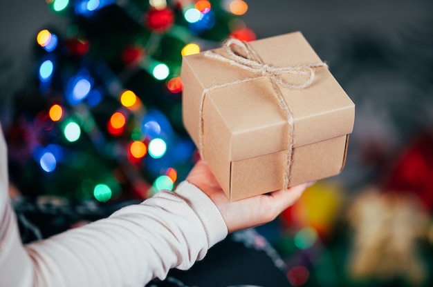 Geschenkdoos voor Kerstmis en Nieuwjaar vakantie achtergrond