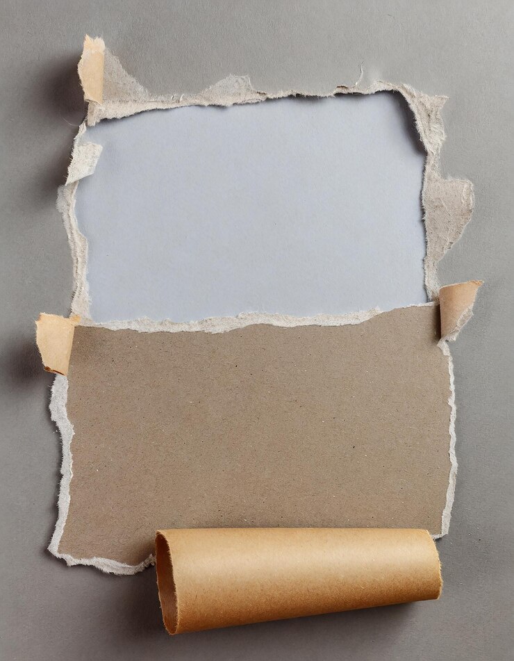 Foto gescheurd papier met plaats voor tekst