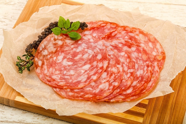 Gesneden Salami