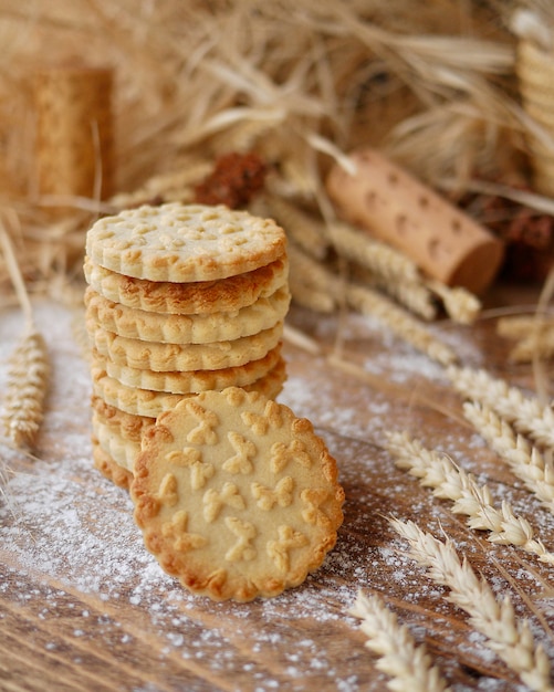 Gestempelde uitgesneden koekjes met vlindersprint