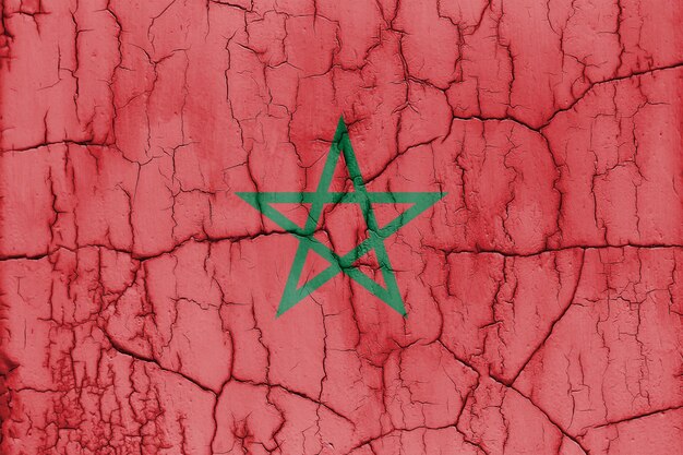 Getextureerde foto van de vlag van Marokko met scheuren