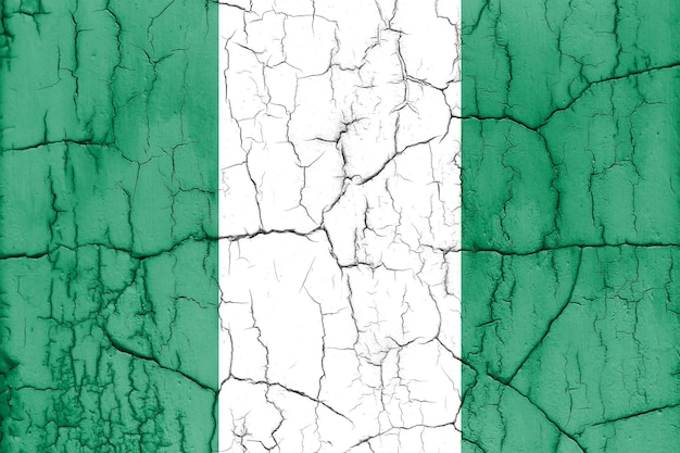 Getextureerde foto van de vlag van Nigeria met scheuren