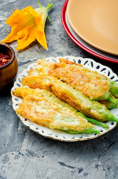 Gevulde Courgettebloemen