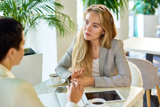 Gezamenlijk project bespreken met collega