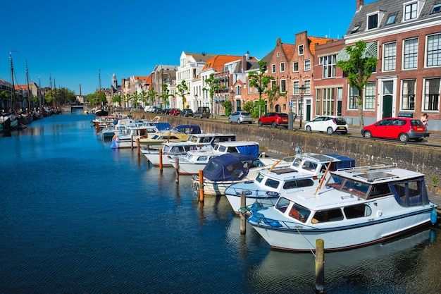 Gezicht op de haven van delfshaven rotterdam nederland