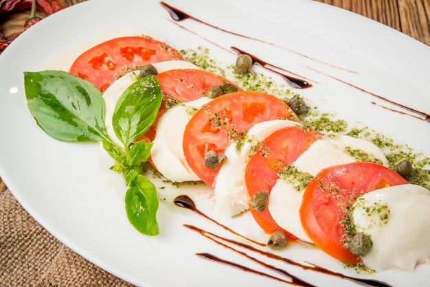 Gezond eten mooi en smakelijk eten op een bord