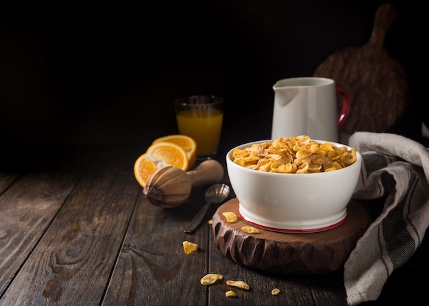 Gezond ontbijt met cornflakes