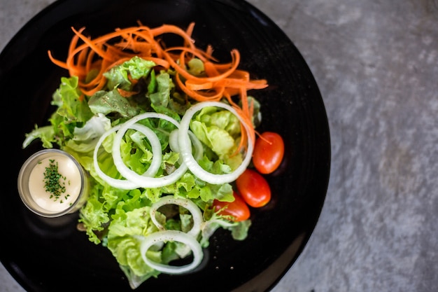 Foto gezonde plantaardige salade