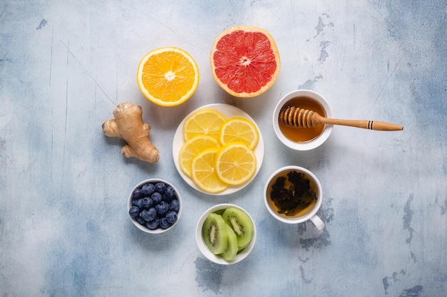 Gezonde producten voor immuniteitsverhogende en verkoudheidsremedies, bovenaanzicht.