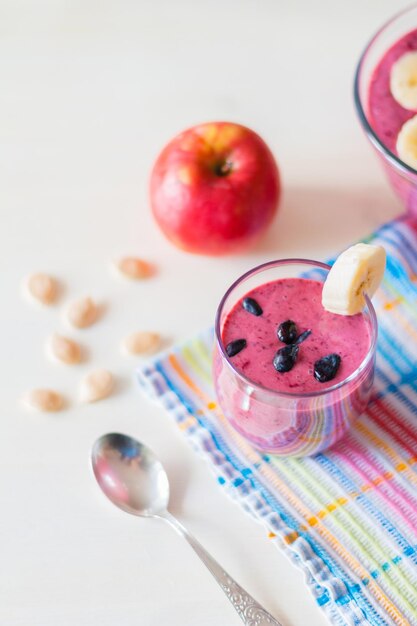 Gezonde smoothie met kamperfoelie