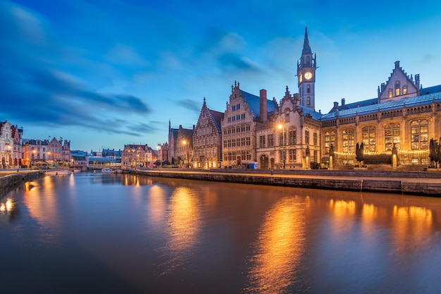 Photo ghent belgium town cityscape at dawn