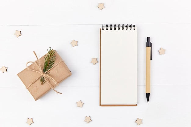 Gift box with empty notepad