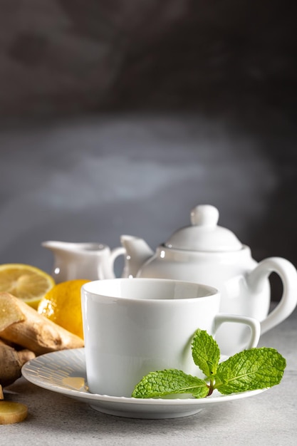 Ginger tea with Sicilian lemon and mint