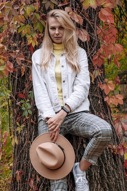 Girl in the autumn park