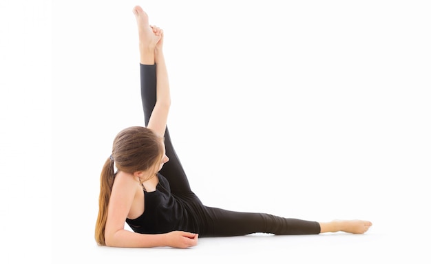 Ballerino ragazza facendo stretching