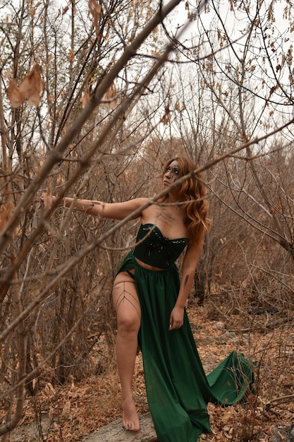 Photo girl in green dress