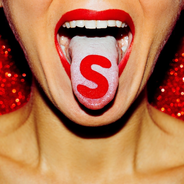 Photo girl mouth letter s fashion clubbing style