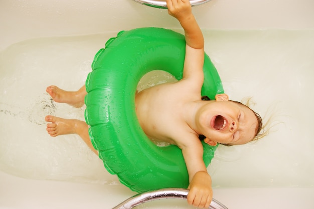 Girl singing in the bath