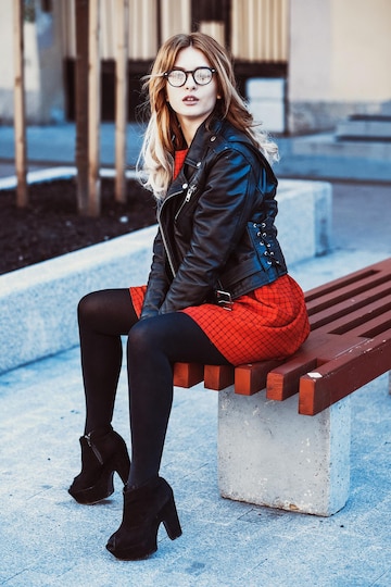 Long Legs Fashion Blonde Girl Sitting On Bench. Street Fashion. Urban  Lifestyle. Young Beautiful Woman Walking Outdoor. Focus On Legs. Stock  Photo, Picture and Royalty Free Image. Image 31001659.
