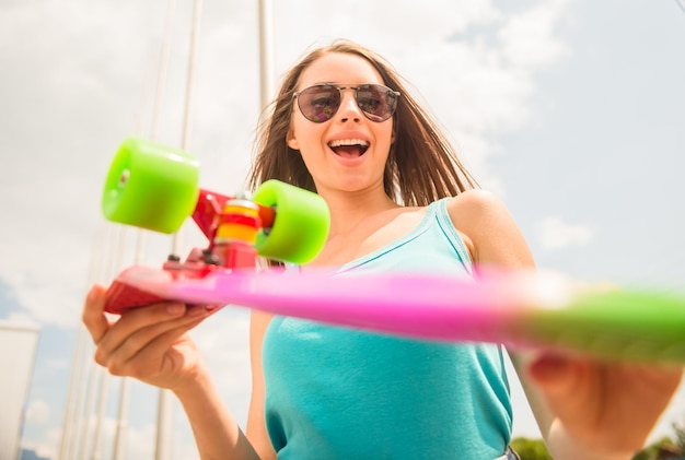 Photo girl on skateboard