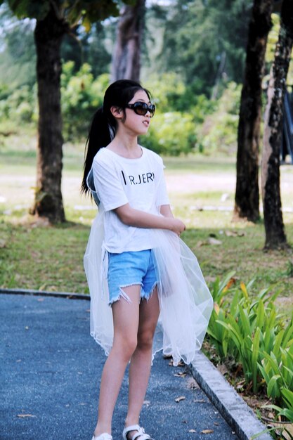 Áo Thun Oversize + Quần Short Jeans