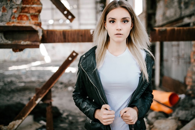 Girl wearing t-shirt and leather jacket