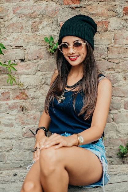 girl with black hat