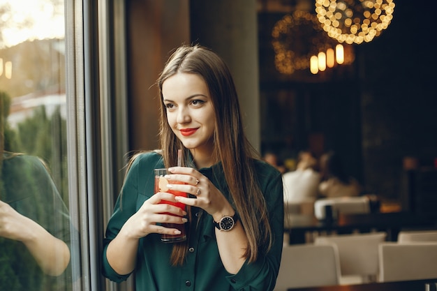 girl with cocktails