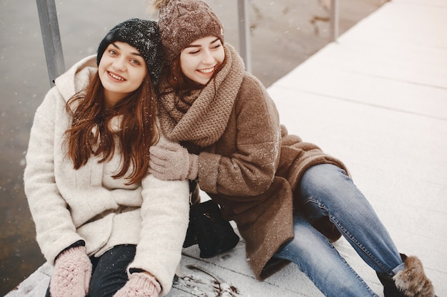 写真 女の子と雪