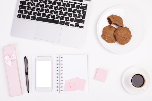 Photo girly office desk