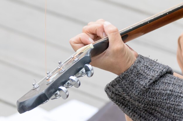 Gitaar in handen