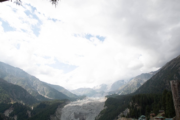 Ледник Fairy Meadows Nanga Parbat Mountains View