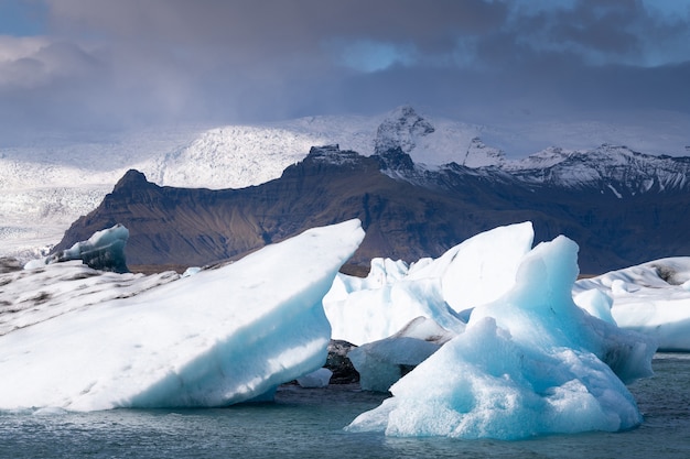 Ледниковая лагуна, Jokulsarlon в Исландии