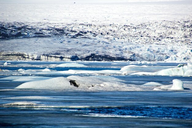 Photo glacier in sea