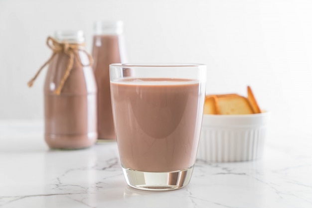 glas chocolademelk